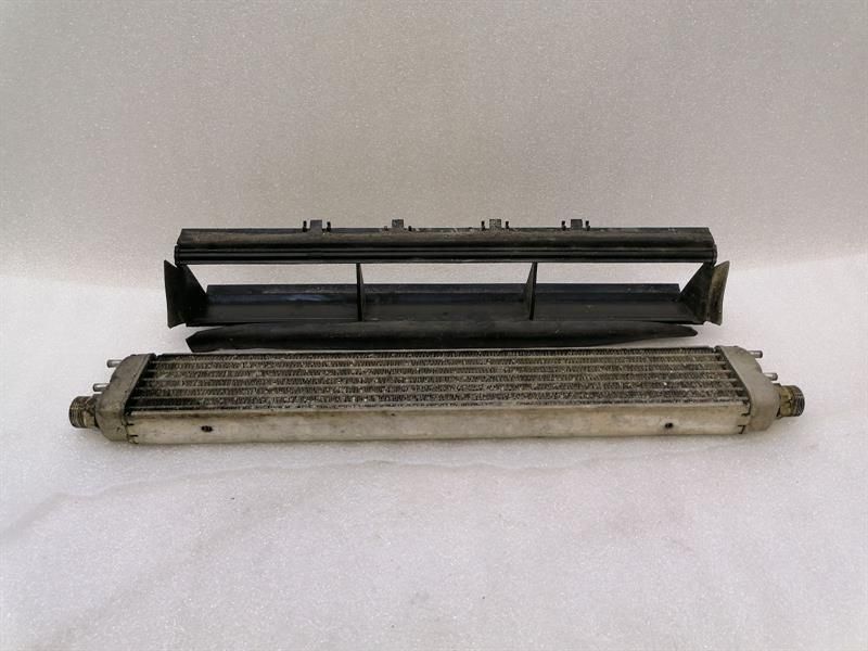 Mercedes S M275 V12 W220 Engine Oil Cooler A2205000500 Oil Cooler Cooler S600