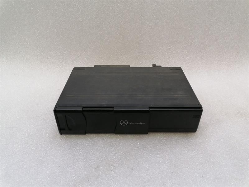 Mercedes S-Class W220 CD Changer A2038209089 CD Changer