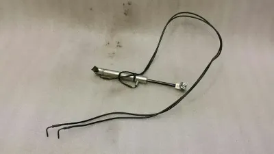 Mercedes SL R230 Right Hydraulic Cylinder A2308001272 Hydraulic Cylinder Right