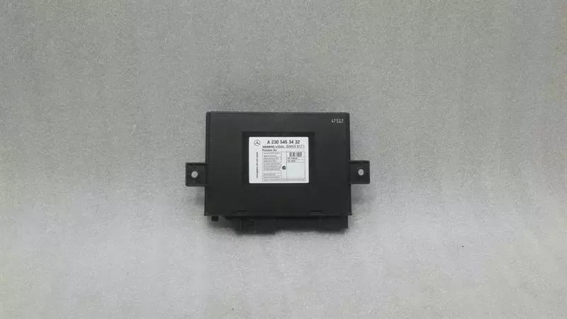Mercedes SL R230 Keyless Go Module A2305453432 Keyless Go Control Unit Kessy.