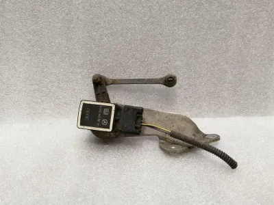 Mercedes SL R230 rear xenon level sensor A0025428818 level sensor rear.