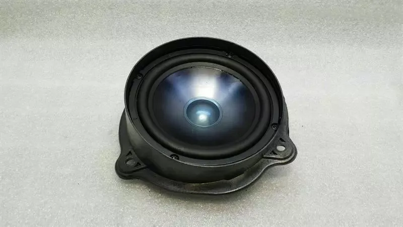 Mercedes W219 CLS55 AMG Left Speaker A2198200102 Speakers Left Logic7 L7 HK