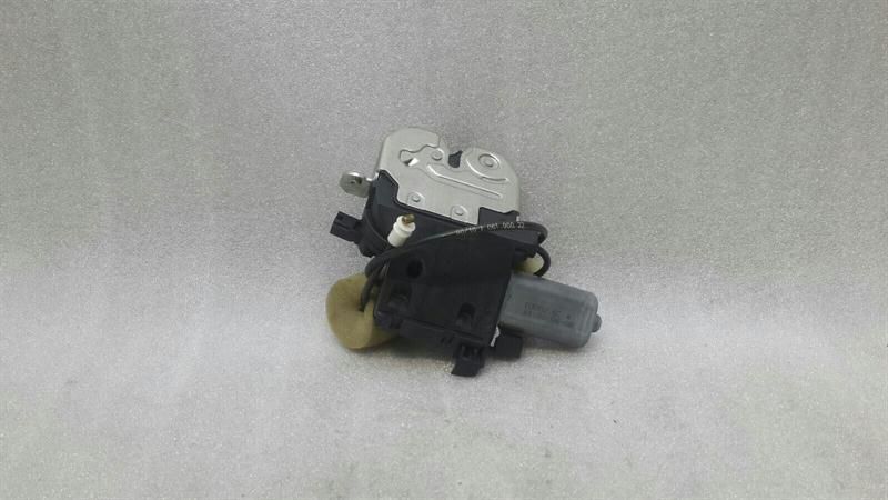 Mercedes S-Class W221 Boot Lock A2217500085 Tailgate Lock S600