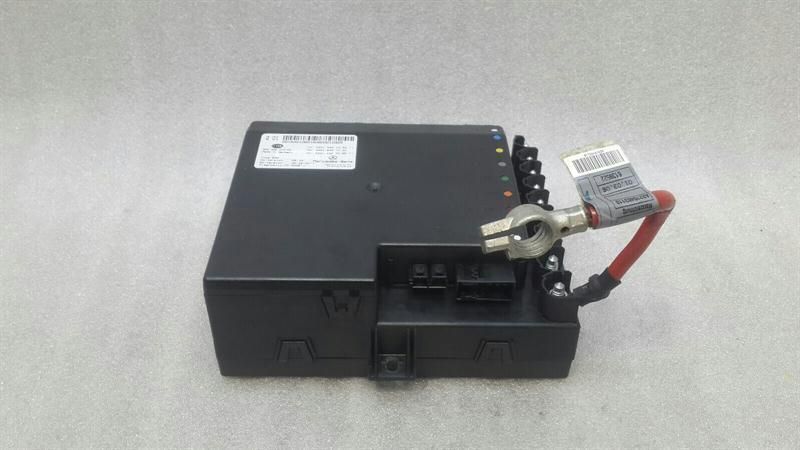 Mercedes S-class W221 Fuse Box A2215401062 Fuse Box