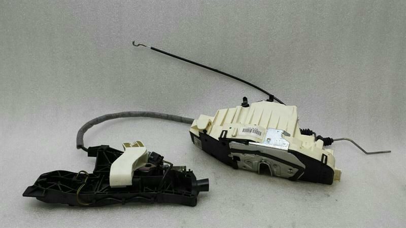 Mercedes S-Class W221 RLH door lock A2217301535 door lock rear left