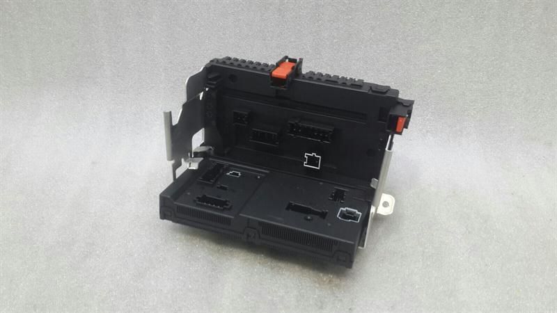 Mercedes S-Class W221 Fuse Box A2215403050 Fuse Box SAM Rear Rear