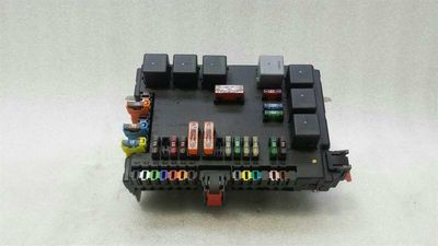 Mercedes S-Class W221 Rear Fuse Box A2215402550 Fuse Box Rear