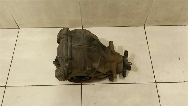 Mercedes SL R230 W211 W219 Rear Diff A2193502014 Rear Differential R 2.65