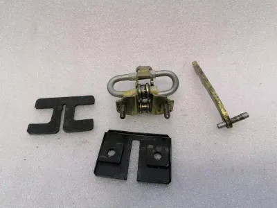 FERRARI 550 MARANELLO F133 LH DOOR BRAKE 65195200