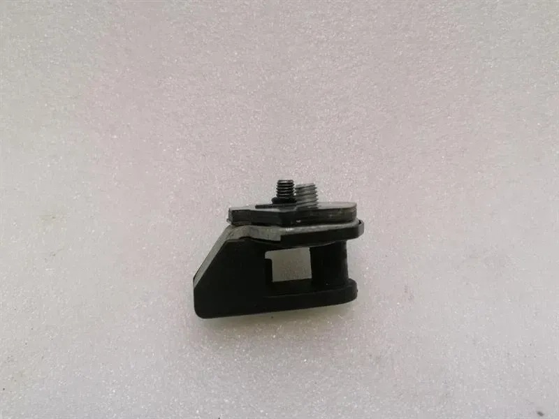 Ferrari 550 Maranello F133 63157000 Door Striker