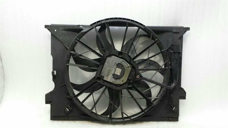 Mercedes CLS55 W219 Radiator Fan A2115001693 Fan Electric Fan M113K 600W AMG