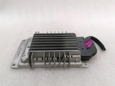 MAYBACH 57 W240 Amplifier A2408203399 Amplifier BOSE