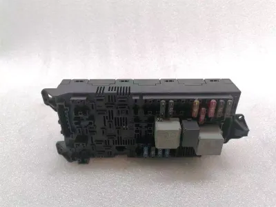 MAYBACH 57 W240 Fuse Box A2405451401 Fuse Box SAM