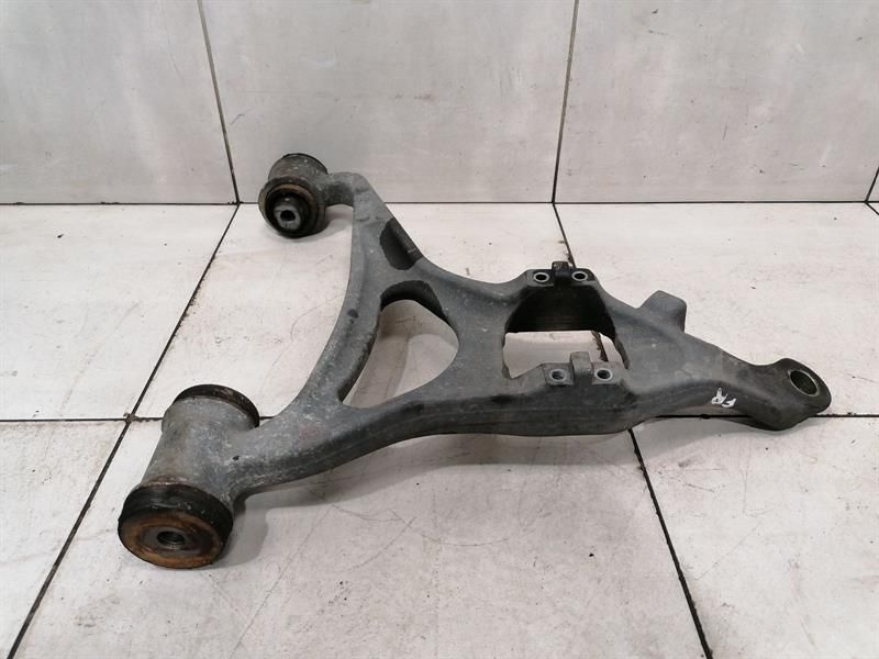 Maybach 57 W240 Right Front Wishbone A2403301807 Front Right Wishbone FAULTY