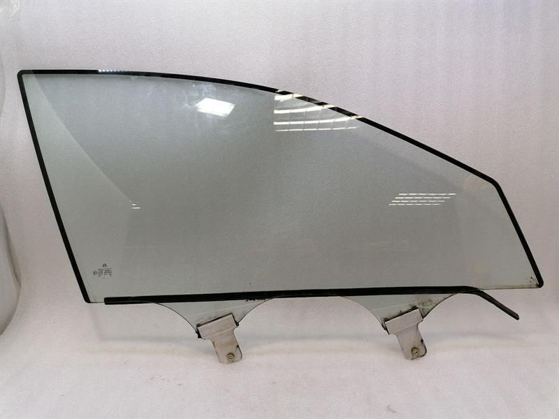 MAYBACH 57 W240 Right Front Door Glass A2407200218 Door Window Front Right