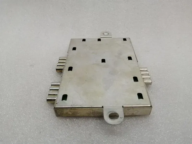 Maybach 57 W240 Electronic Module A2408204489 Control Unit Antenna Splitter TV