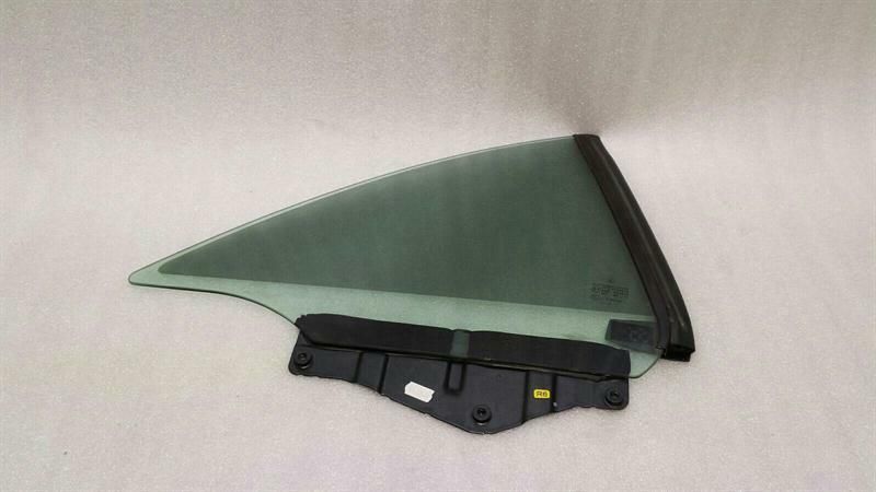 Mercedes SL R230 RRH 1/4 glass A2306700210 door window 1⁄4 rear right
