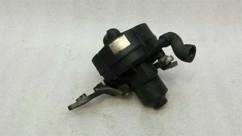 Mercedes SL R230 secondary air pump A0001405185 secondary air pump