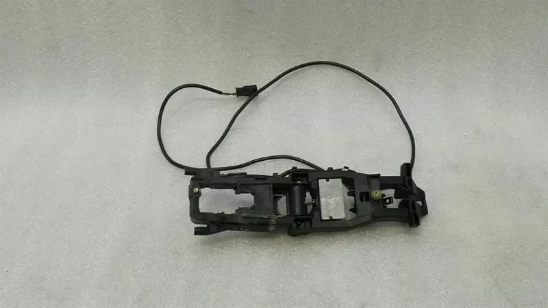 Mercedes CLS W219 Front Right Handle Carrier A2117600234 Door Handle Carrier Front