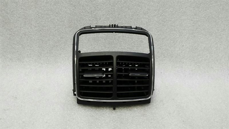 Mercedes CLS55 AMG Rear Air Vent A2118302254 Ventilation Nozzle Rear Vent