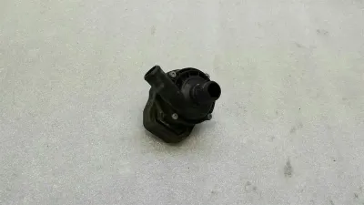 Mercedes CLS55 AMG Additional Cooling Pump A2118350028 Coolant Pump Pump