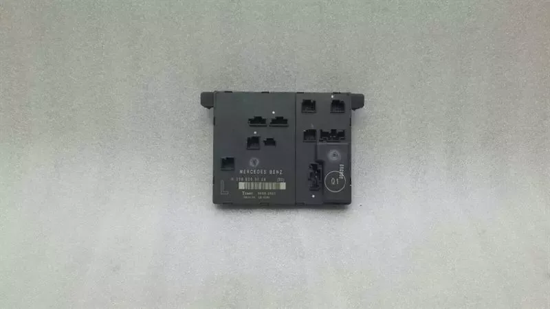 Mercedes SL R230 left door module A2308205726 door control unit left LI FLH