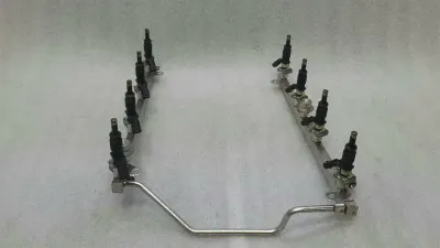 Mercedes SL R230 Fuel Rail A2730700795 Fuel Injection Moulding Pipe Distributor Complete