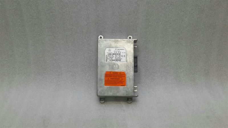 Mercedes SL R230 Telephone Module A2218708726 Phone Control Unit Communication
