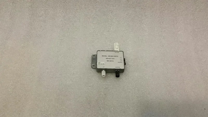 Mercedes SL R230 W221 W220 Aerial / Antenna A2208271842 Antenna