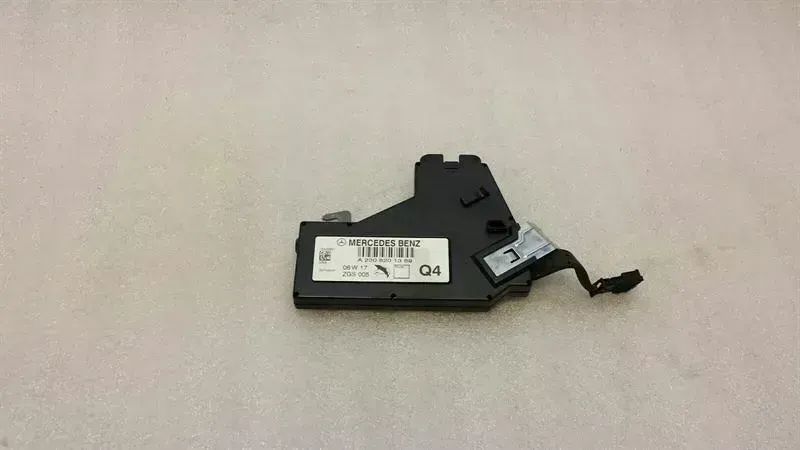 Mercedes SL R230 aerial / antenna A2308201389 antenna amplifier amplifier