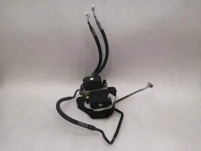 Mercedes S-Class W222 S63 AMG Rear ABC Valve A2213201058 Hydraulic Valve Rear