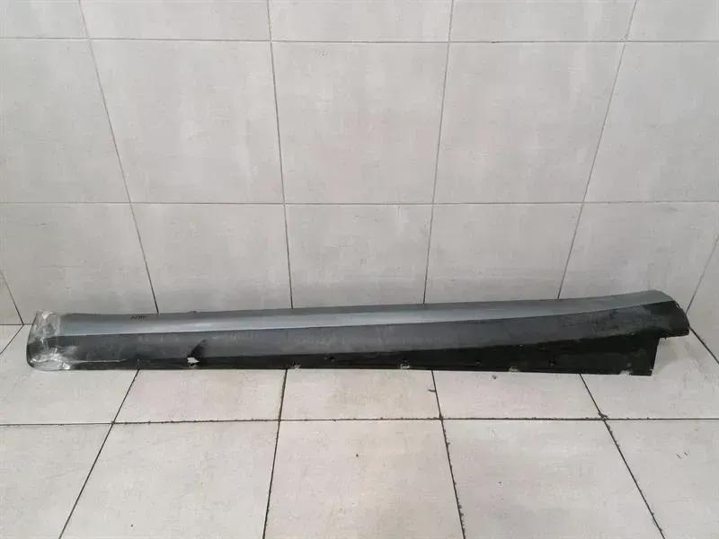 Ferrari 550 Maranello F133 side skirt 64716600 left side skirts