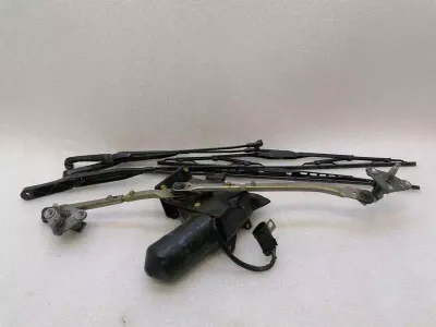 Ferrari 550 Maranello F133 Front Wiper Linkage 65202700 Wiper Motor Front RHD