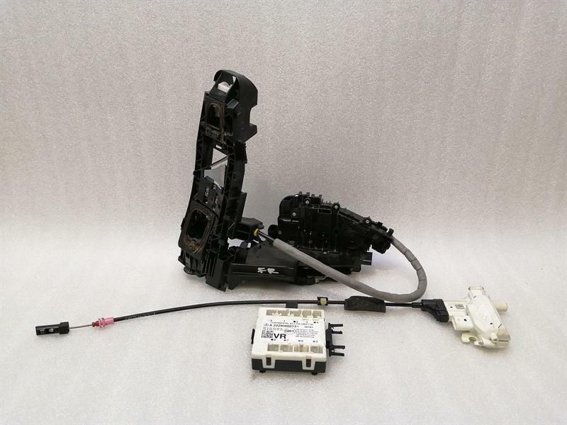 Mercedes S-Class W222 FRH door lock A0997200601 door lock front right