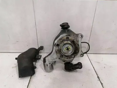 Ferrari 550 Maranello F133 Left Front Hub 176185 Wheel Bearing Housing Front Left