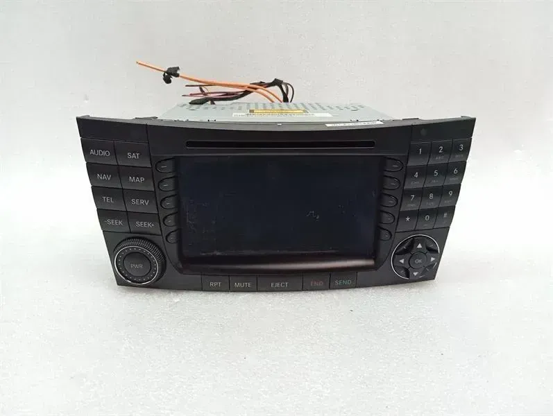 Mercedes CLS W219 Navigation Monitor A2118202797 Sat Nav Display Screen