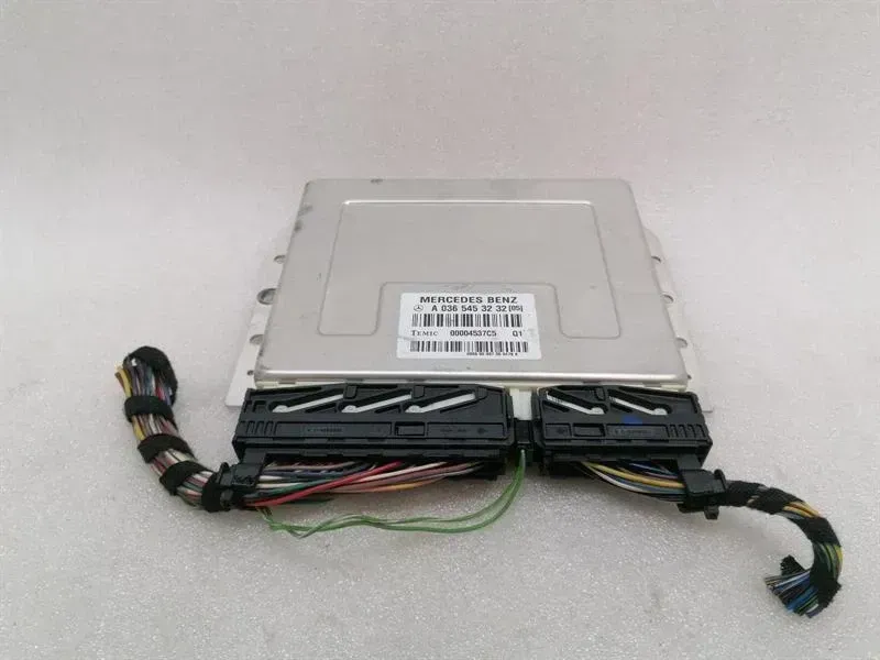 Mercedes CLS55 AMG W219 Airmatic Module A0365453232 Aerospace Control Unit