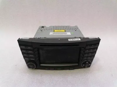 Mercedes CLS W219 Navigation Monitor A2118202797 Display Image Shirt COMMAND US