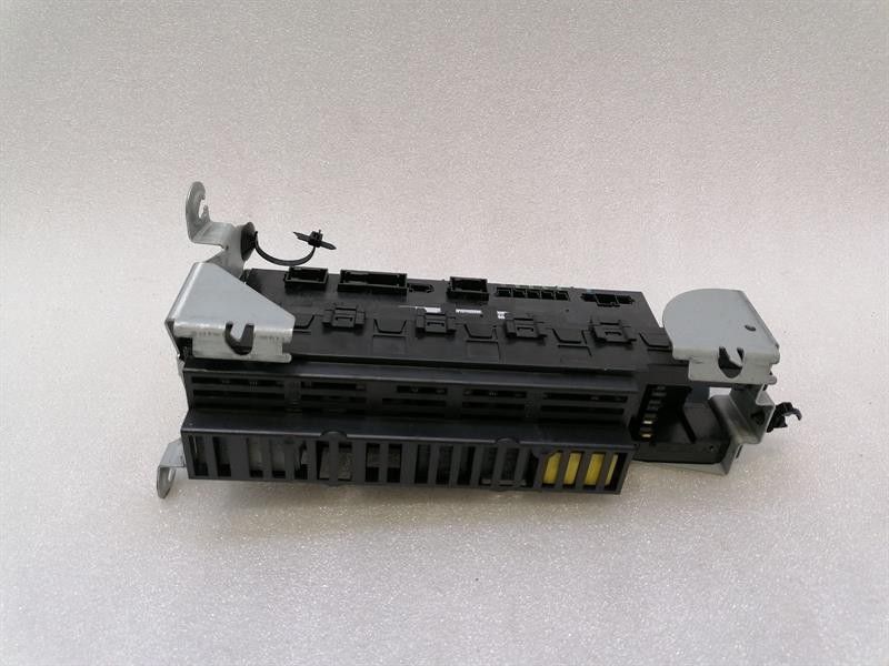 Mercedes CLS W219 fuse box A2115456701 fuse box SAM