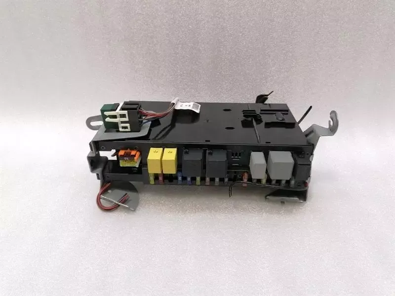 Mercedes CLS W219 rear fuse box A2115455301 fuse box rear