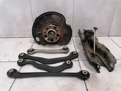 Mercedes CL W216 Right Rear Hub Set A2213503208 Wheel Bearing Housing Rear Re Set