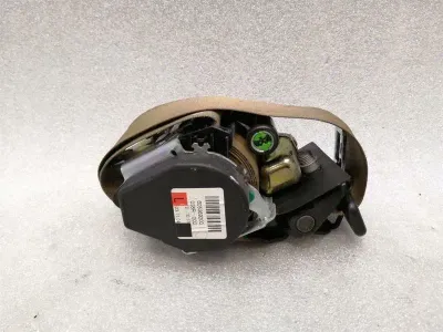 Mercedes CLS W219 front seat belt left A2118607985 seat belt belt front Li