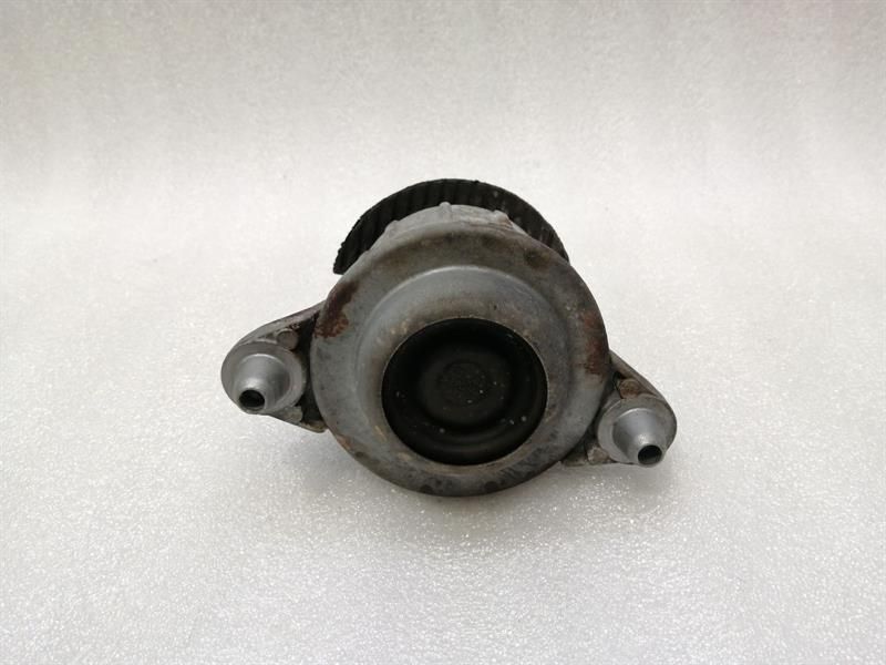 Mercedes CLS63 AMG W218 Engine Mount A2182400117 Engine Holder
