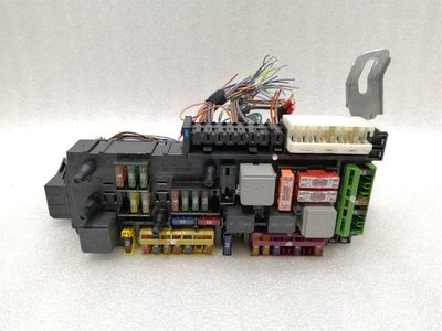 Mercedes E Class W212 Fuse Box A2129009622 Fuse Box SAM Unit