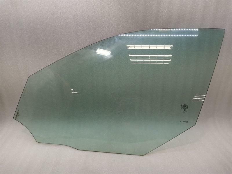 Mercedes E Class W212 Left Front Door Glass A2127251310 Door Window Front Left