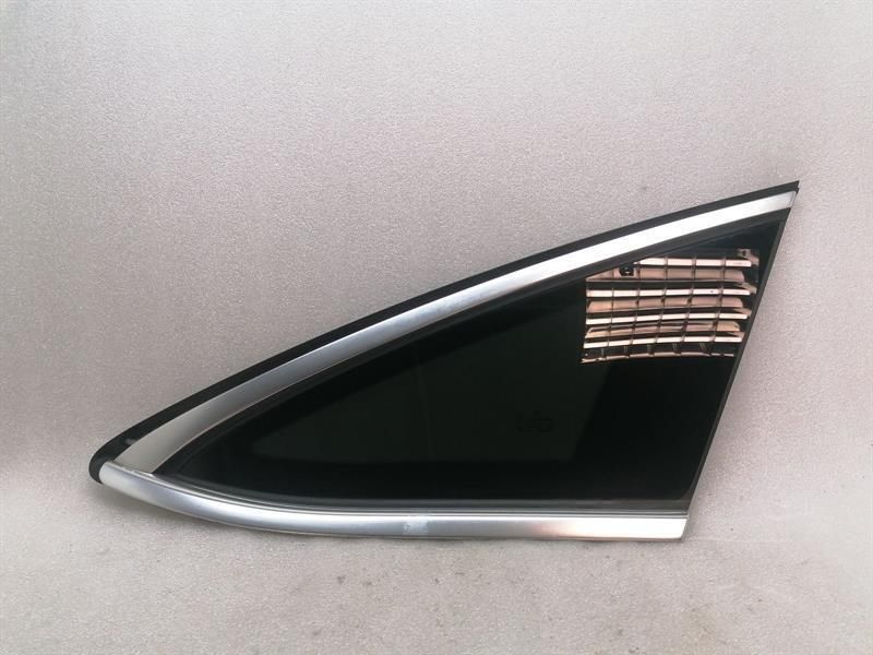 Mercedes GLE W292 C292 Right Rear Quarter Glass A2926701000 Door Window 1⁄4 Rear