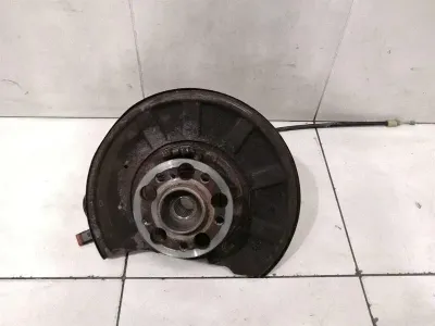 Mercedes E63 AMG W212 Left Rear Hub A2043500741 Wheel Bearing Housing Rear Left