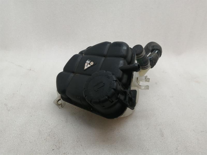 Mercedes GLE W292 C292 Expansion Tank A1665000049 Balancing Tank Cooling Water
