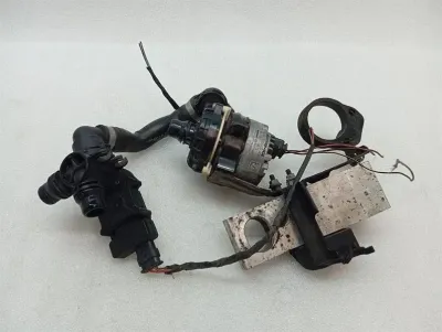 Mercedes CL W217 AMG additional cooling pump A0005003000 coolant pump pump