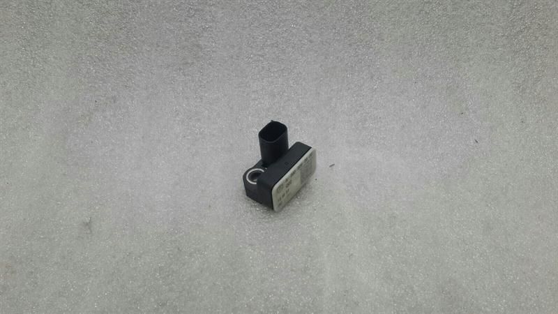 Mercedes GLE W166 crash sensor A0009057600 impact sensor